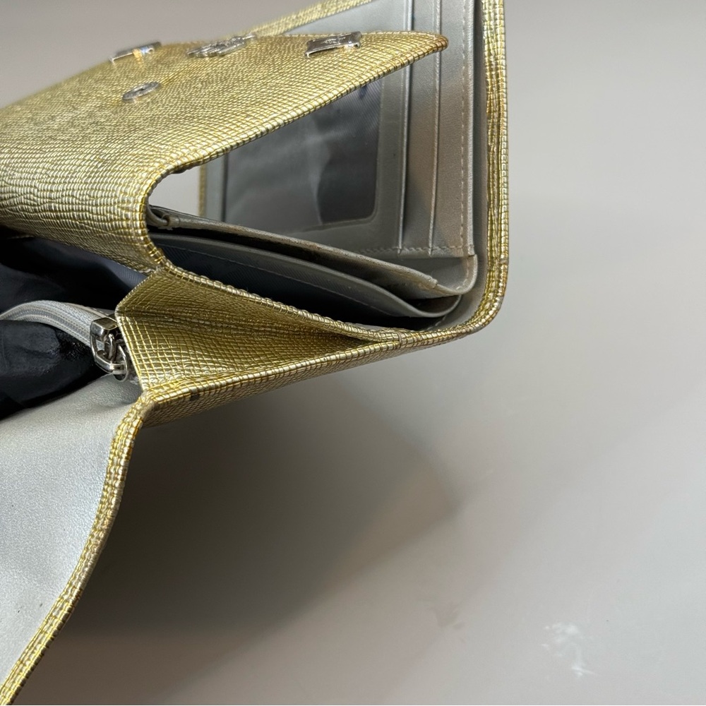 💎GUARANTEED AUTHENTIC MCM COMPACT WALLET 💎 - Picture 13 of 16